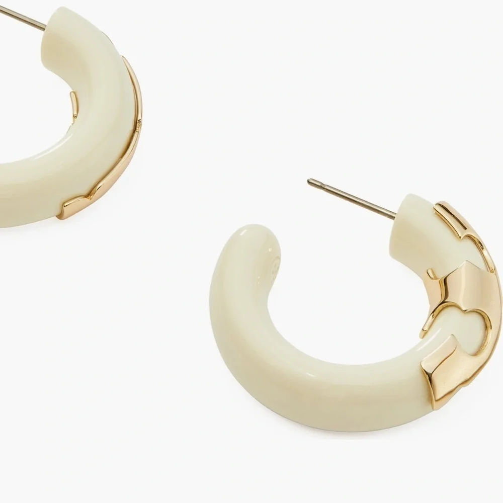 🆕Tory Burch Signature Logo Chunky Resin Hoop Earrings::NWT::Gold Creamy Ivory